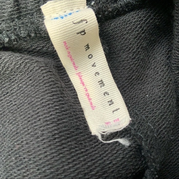 FREE People Movement Sunny Skinny Sweat Pants. Black. Size Medium. - Picture 4 of 6